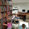 „Krasnoludki” z odwiedzinami na Dzień Bibliotekarza